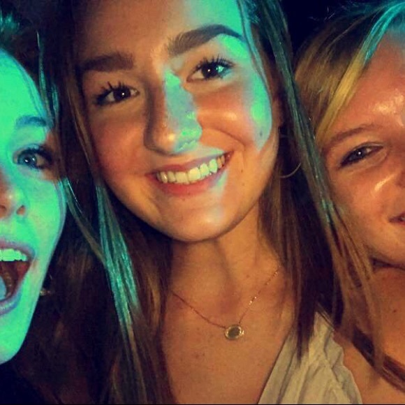 Meet your Posher, Mimi - Picture 1 of 1